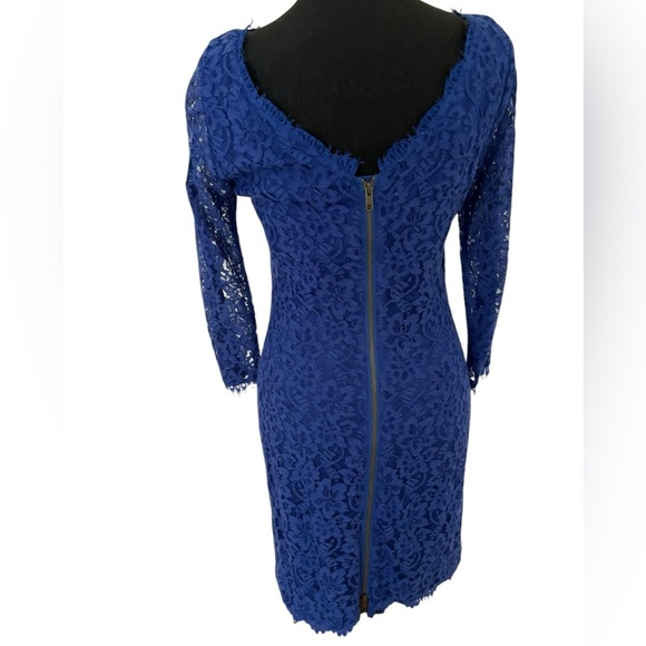 Diane Von furstenberg LACE MID-LENGTH DRESS size 6 - Picture 4 of 11